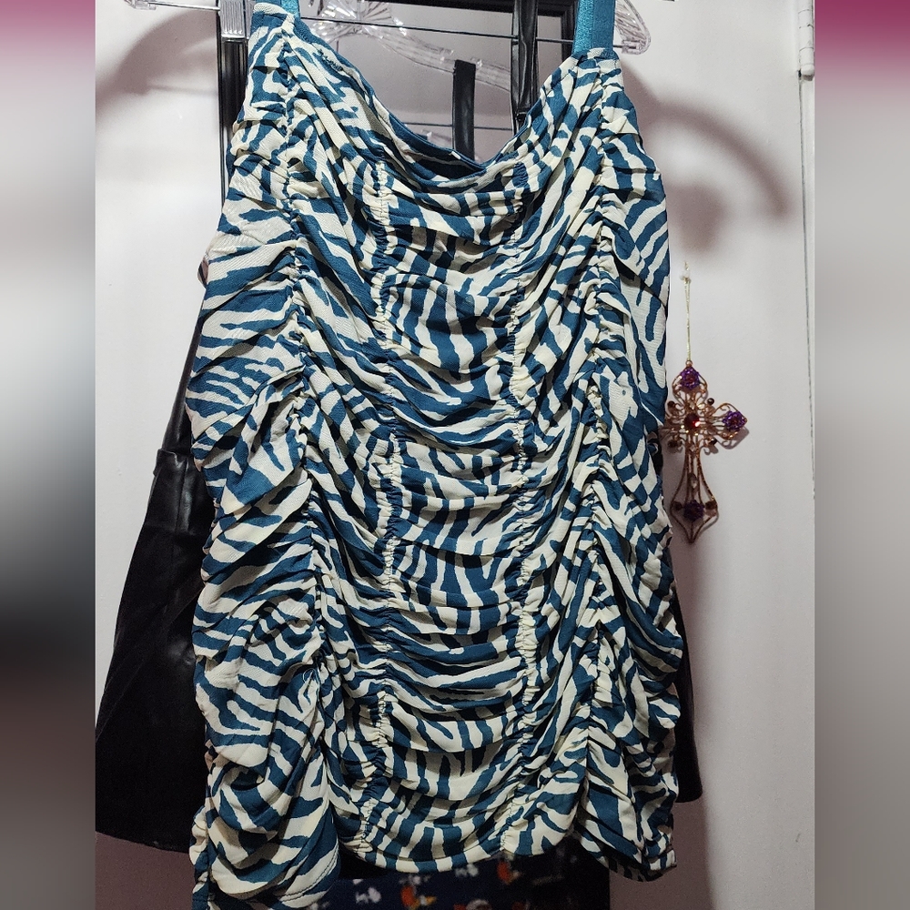 Torrid Cropped Shirred Cami - Picture 9 of 9